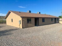 Building Photo - 2025 BUILT DUPLEX - RIMROCK