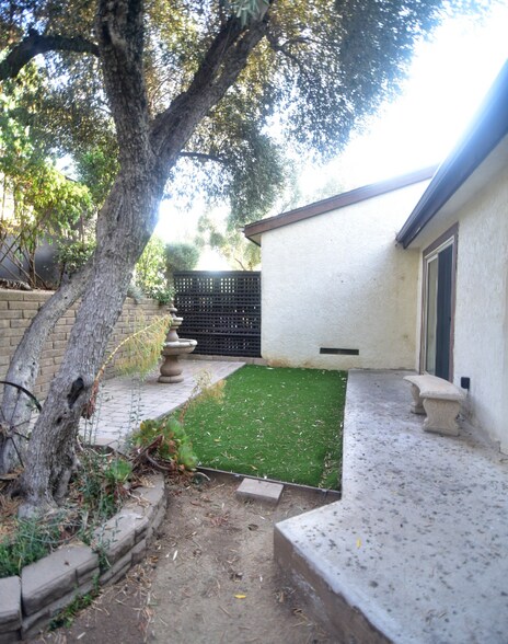 Building Photo - 15861 Davis Cup Ln