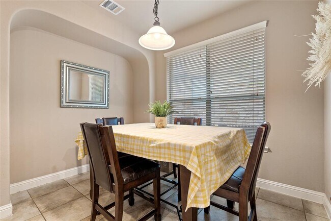 Building Photo - 11125 Cherisse Dr