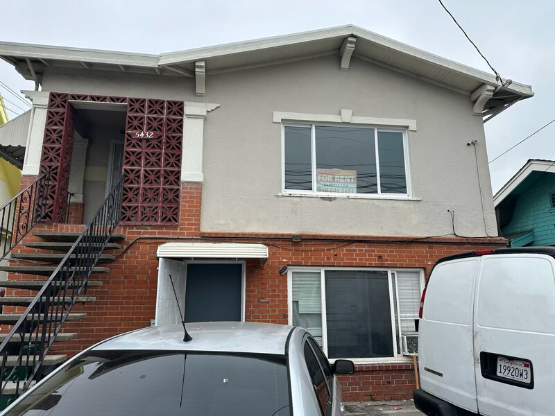 Building Photo - 5432 Foothill Blvd