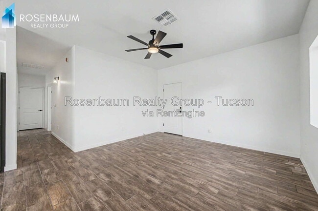 Building Photo - 2956 N Richey Blvd