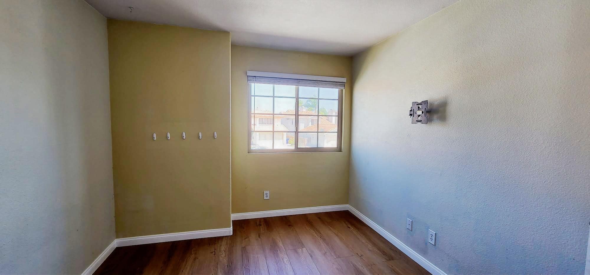 Building Photo - 7320 Penara Pl