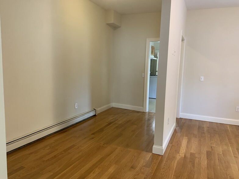 Building Photo - 45 Union St