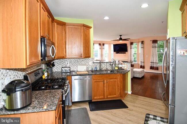 Building Photo - 10001 Orland Stone Dr