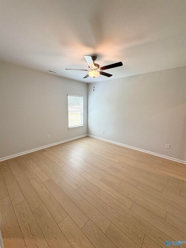 Building Photo - 22733 Dashwood Ln