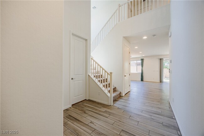 Building Photo - 6403 Ava Ridge Ave