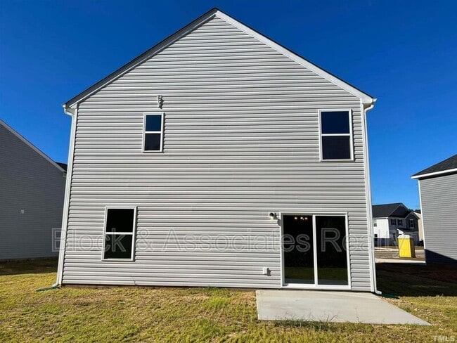 Building Photo - 179 Maple Tree Ln