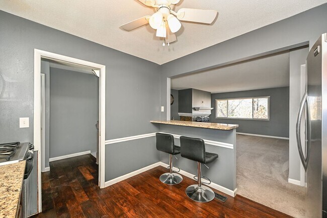 Building Photo - 3 Bedroom Manchester Condo