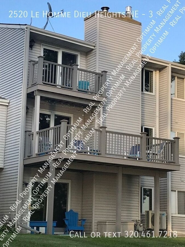 Building Photo - 2520 Le Homme Dieu Heights NE