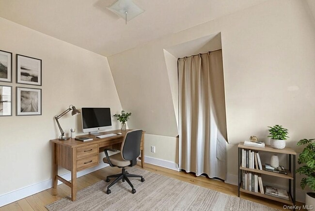 Building Photo - 506 Piermont Ave