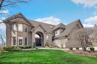 Building Photo - 15538 Royal Glen Ct