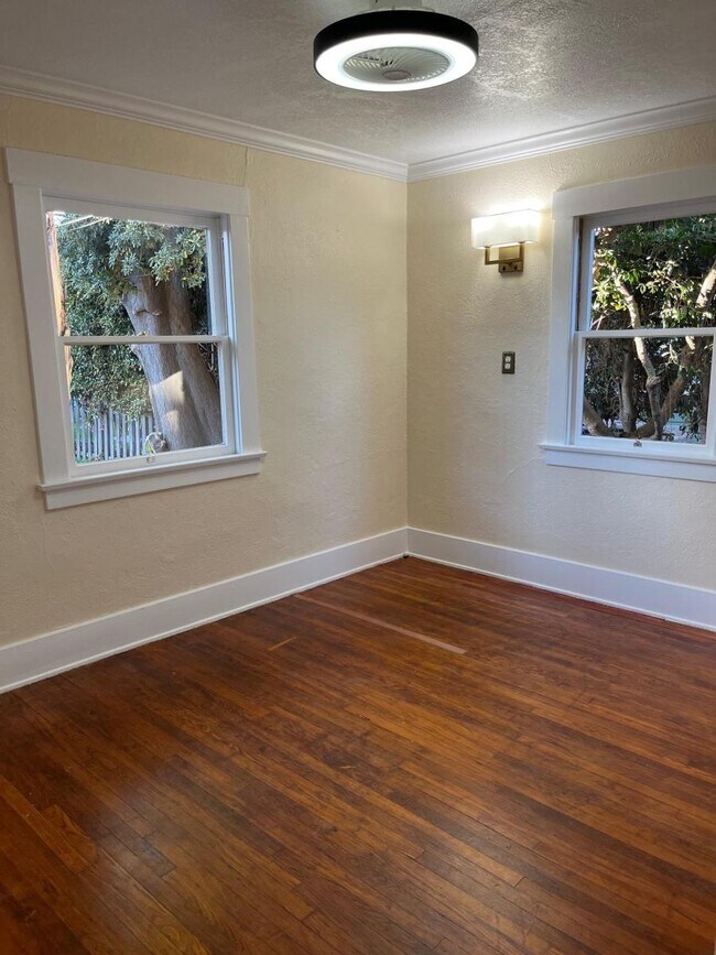 Building Photo - 845 Ohio Ave