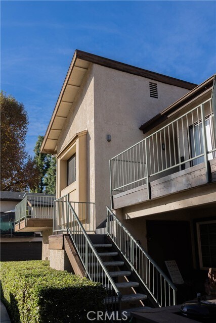 Building Photo - 1219 Edwards St