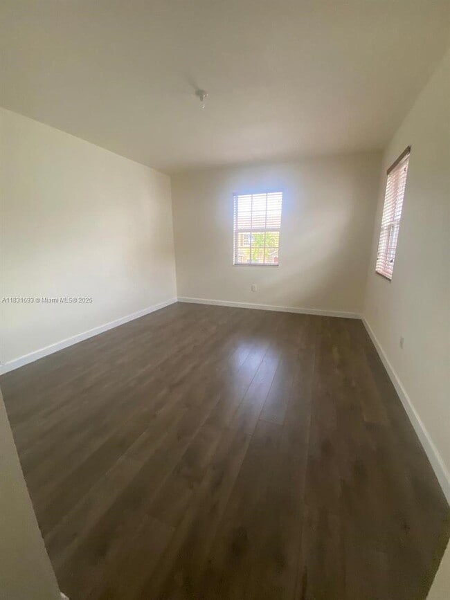 Building Photo - 9408 SW 171st Pl