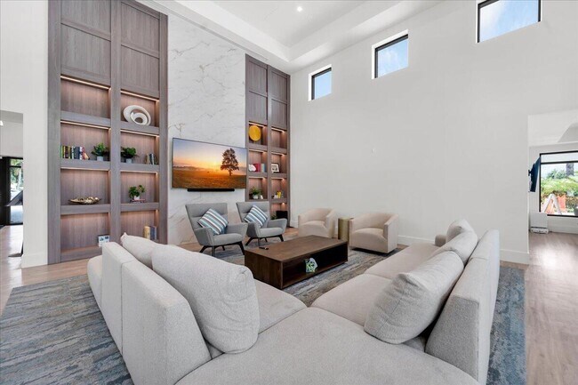 Building Photo - 2908 Banyan Blvd Cir NW