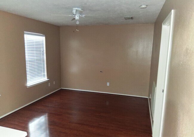 Building Photo - 8714 Orchard Ridge Ln