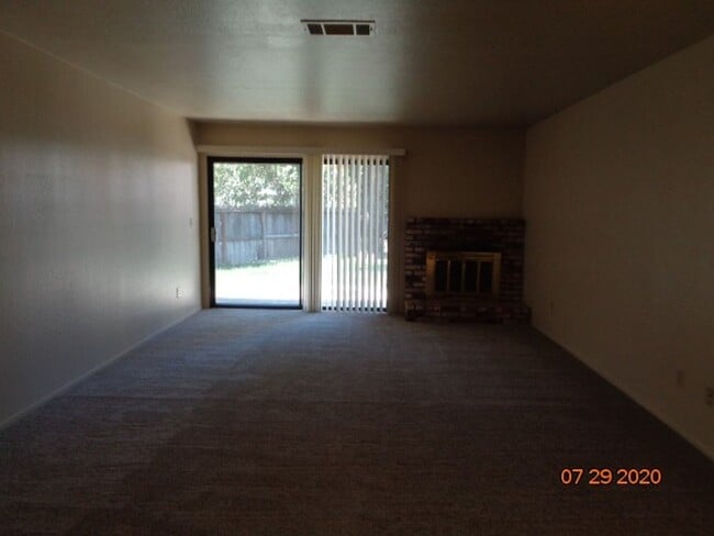 Building Photo - 796 Marshall Rd