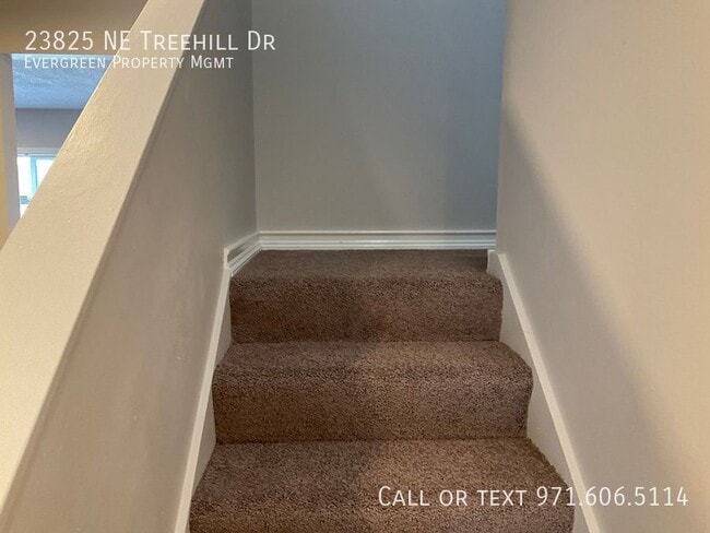 Building Photo - 23825 NE Treehill Dr