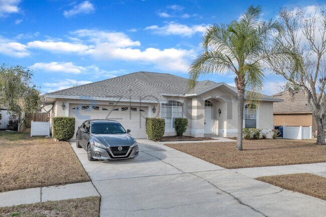 Building Photo - 2012 Dumont Dr