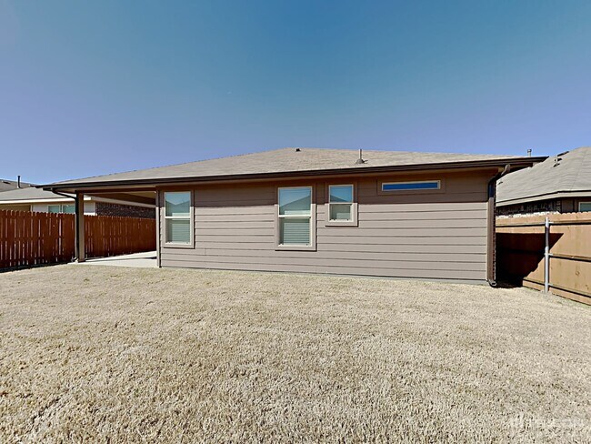 Building Photo - 840 Watson Wy