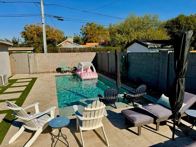 Building Photo - Fully Furnished Rental with a Casita – Move-In Ready!