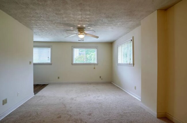 Living Room - 370 Main St