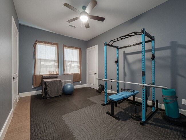 Building Photo - open concept 4bd - rent to own