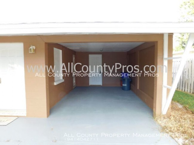 Building Photo - Heart of Sarasota SFH Home w/ Lanai, Big F...