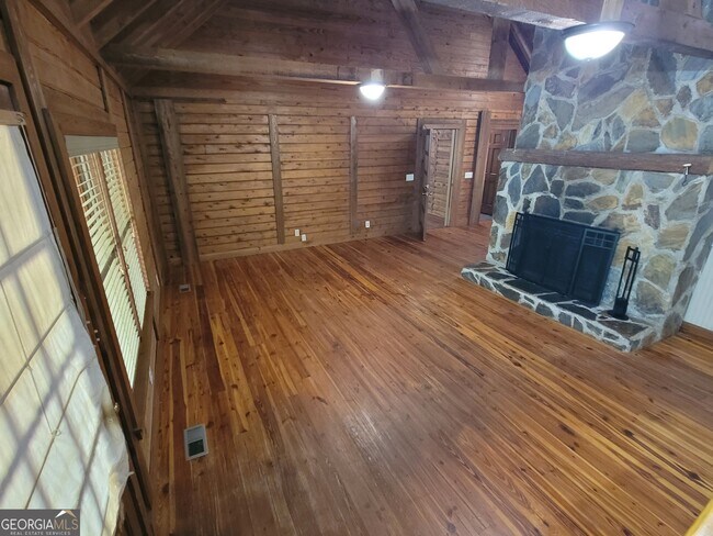 Building Photo - 2391 Booth Cir