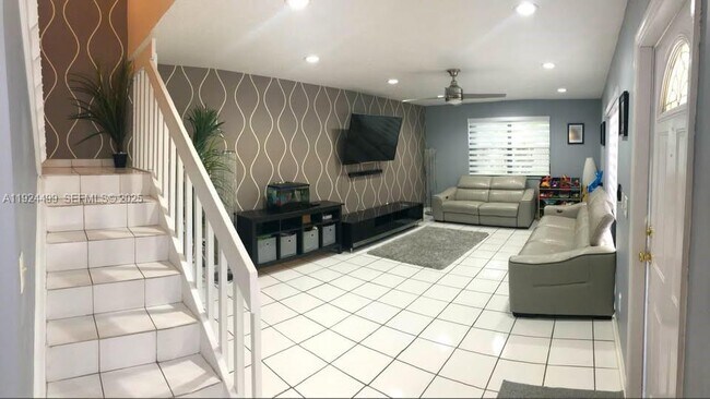 Building Photo - 13993 SW 94th Cir Ln