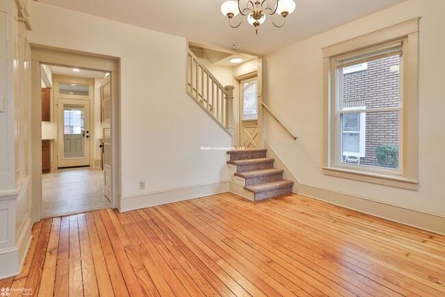 Building Photo - 67 W Laurel St