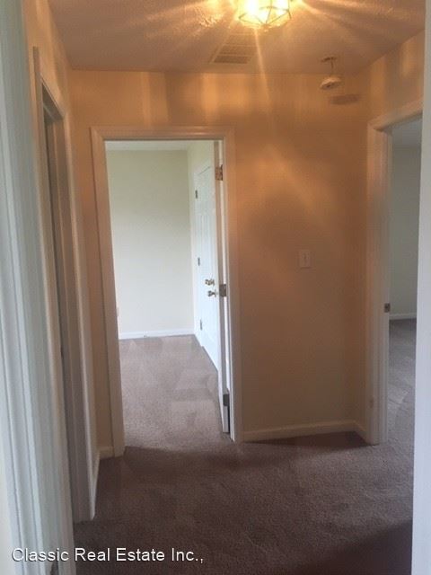 Building Photo - 3 br, 2.5 bath House - 212 Ellis Park