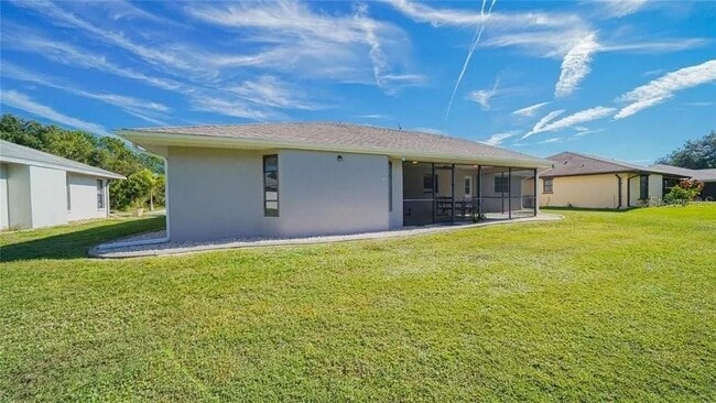 Building Photo - 367 Mendoza St