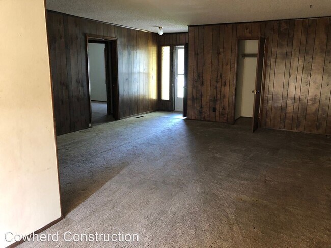 Building Photo - 2 br, 1 bath House - 3618 B S. Farm Rd 135