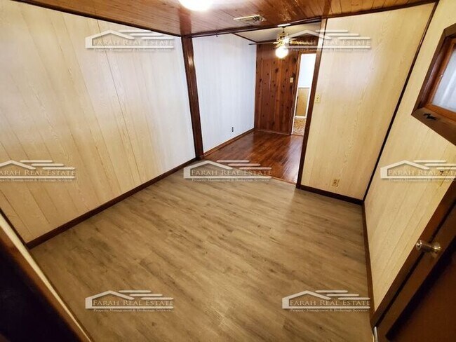 Building Photo - 3/2 Home Now Available in Fort Worth!