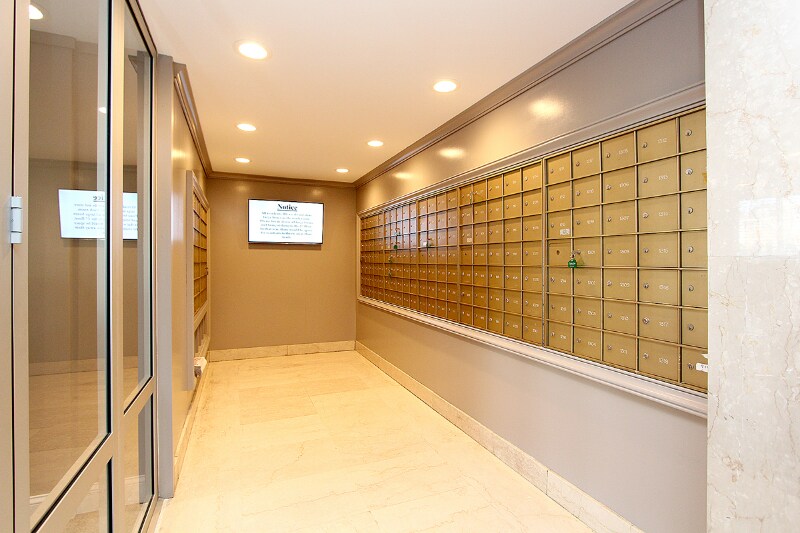 Building Photo - 1900 Lyttonsville Rd