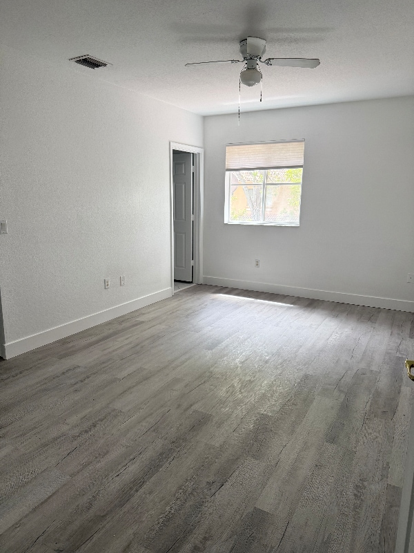 Building Photo - 2816 SW 83rd Ave