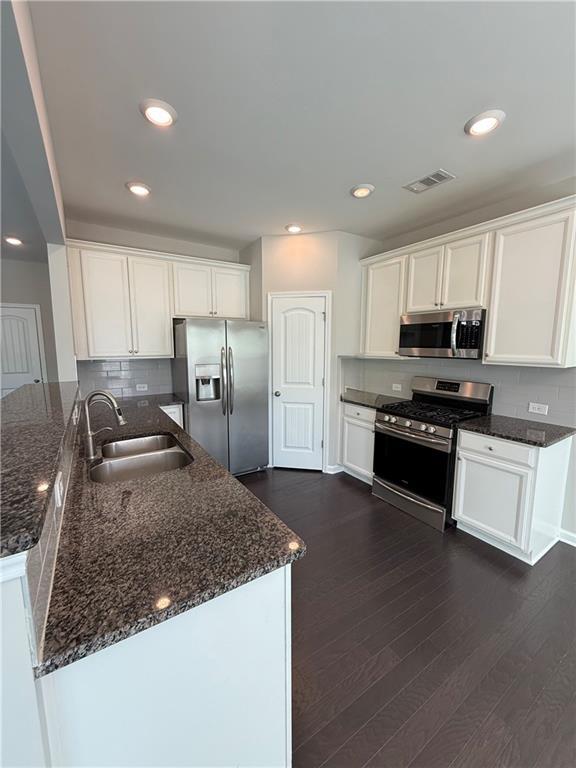 Building Photo - 7130 Post Pk Wy