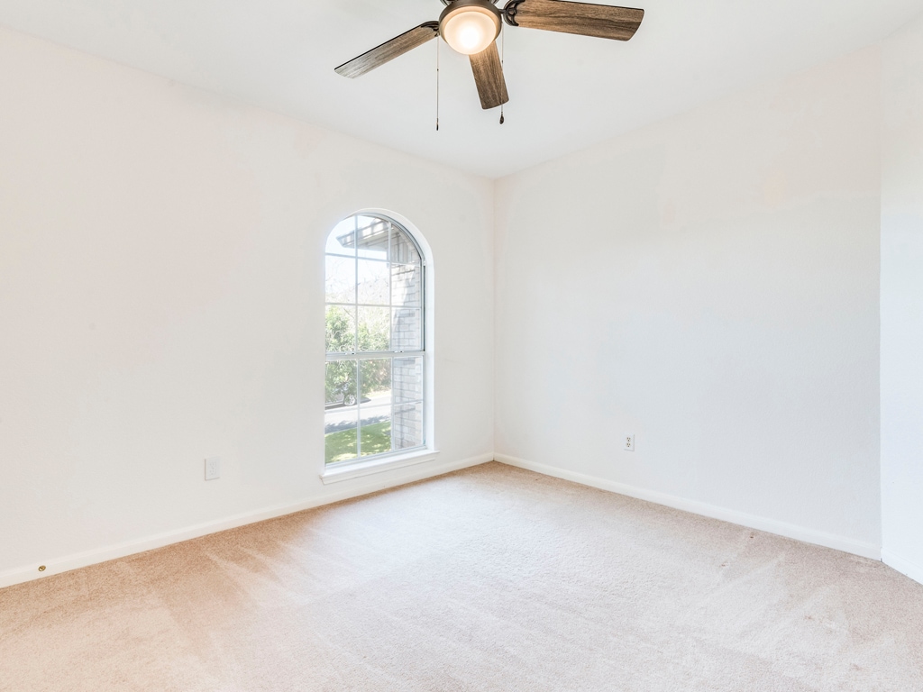 Building Photo - 6911 Gentle Oak Dr