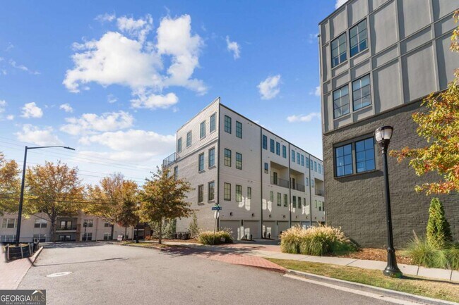 Building Photo - 1272 Longreen Ter NW