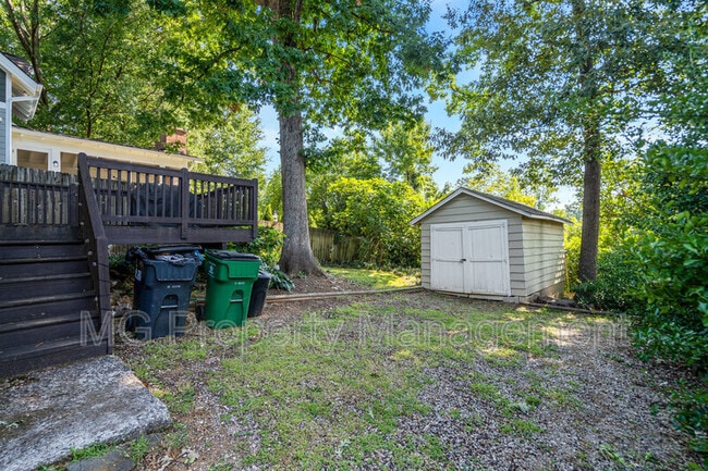 Building Photo - 1608 Onslow Dr