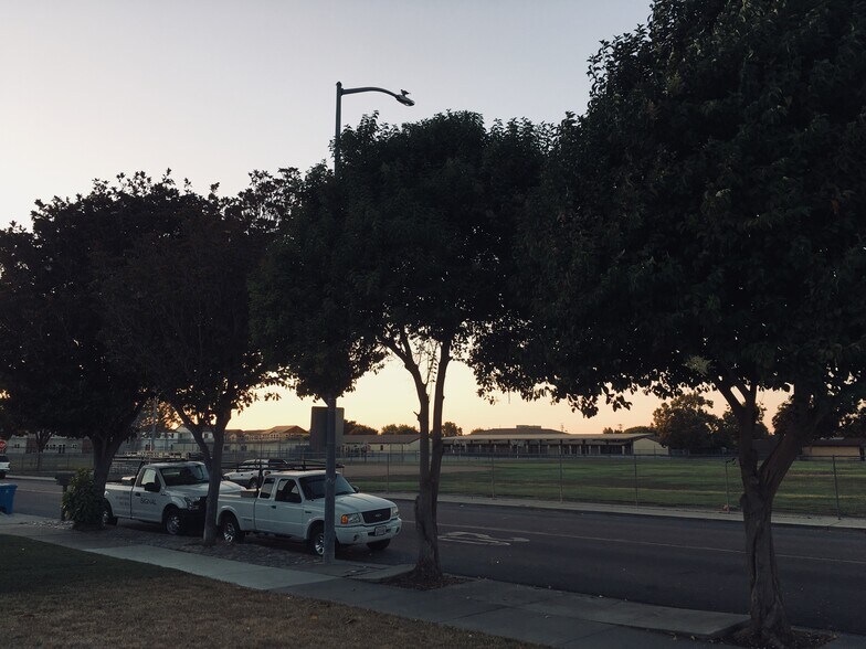 Building Photo - 1111 Central Ave