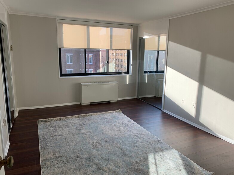 Building Photo - 2030 F St NW