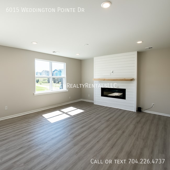 Building Photo - 6015 Weddington Pointe Dr