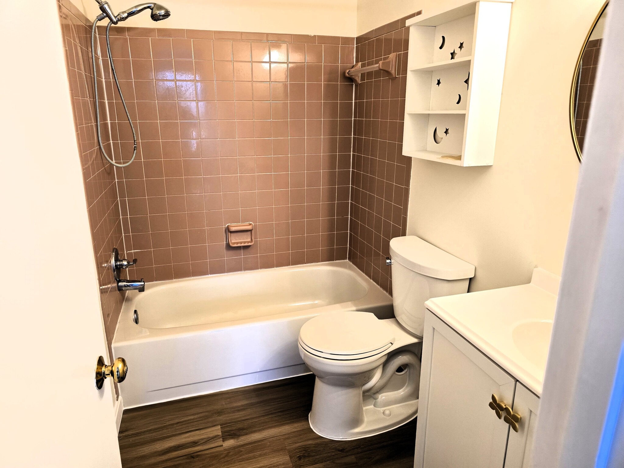 Building Photo - 2033 N Cameron St