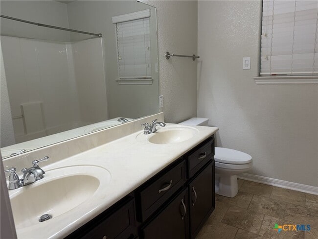 Building Photo - 621 S Roy Reynolds Dr