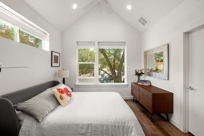 Building Photo - 3109 Aldwyche Dr