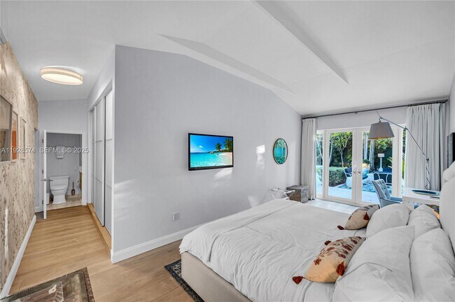 Building Photo - 607 Melaleuca Ln