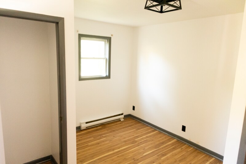 Building Photo - 118 N 3rd St