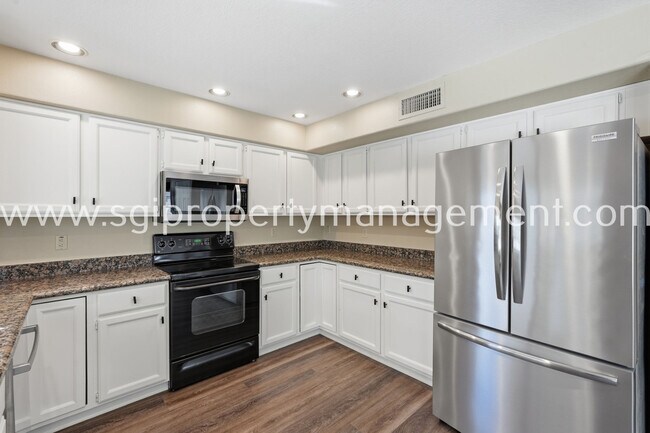 Building Photo - 30405 N 42nd St